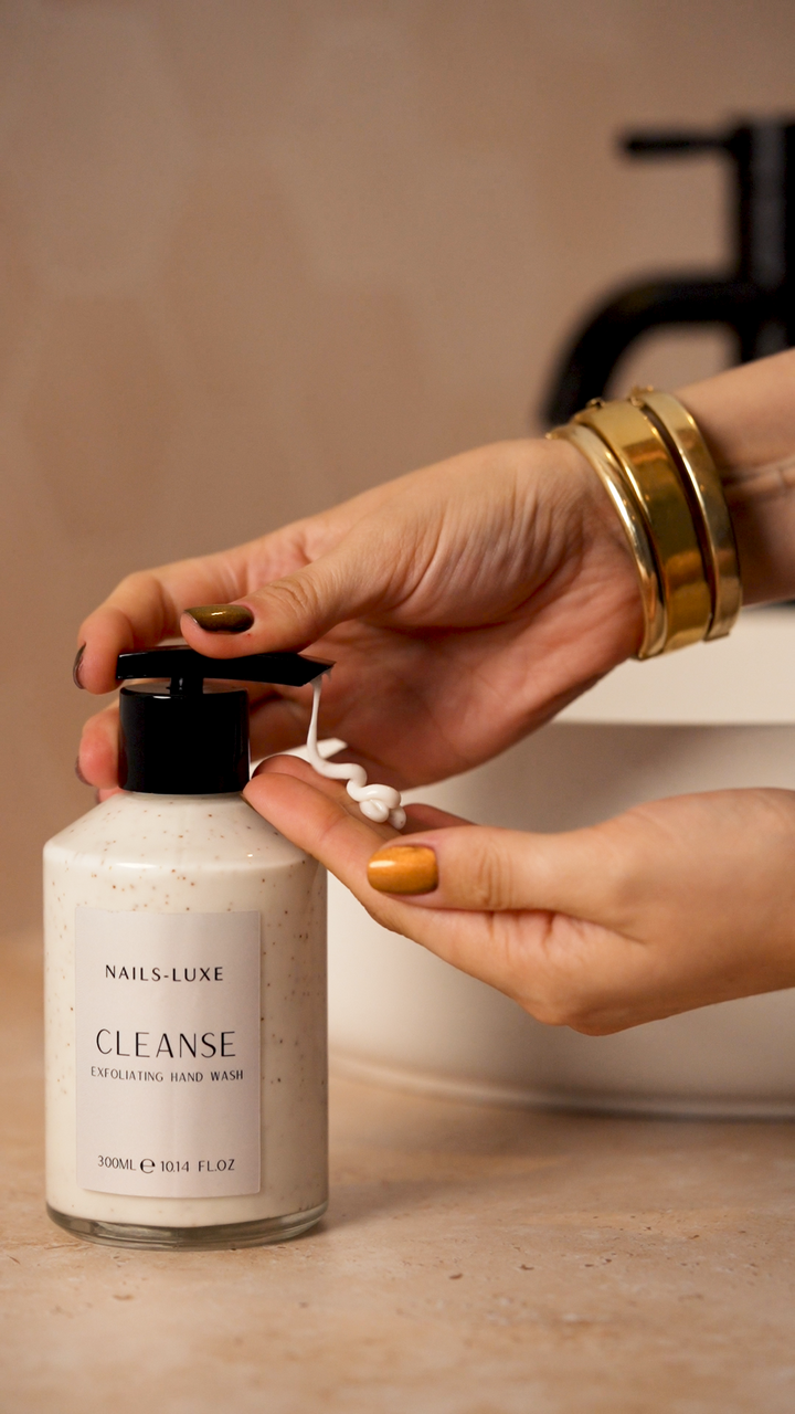 Cleanse Exfoliating Hand Wash 300ml