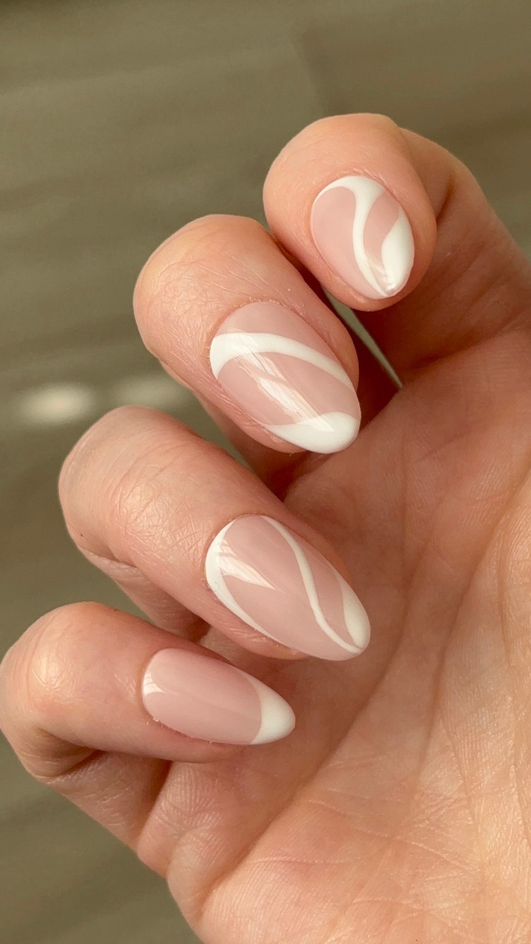 PURE WHITE