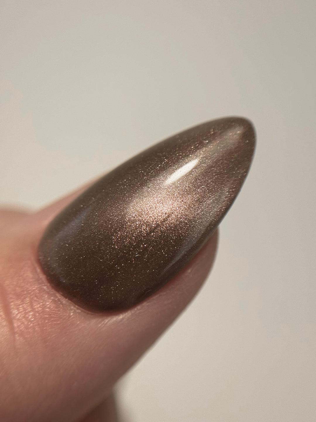 Mira Cat Eye Powder