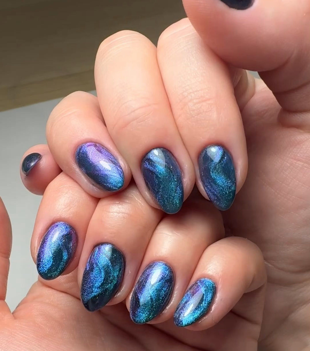 Galaxy Cat Eye Powder
