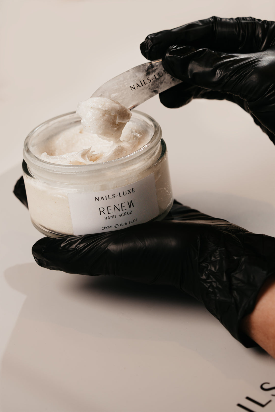 Renew Hand Scrub 200ml