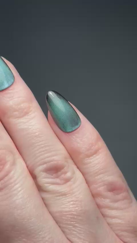 Nebula Cat Eye Powder